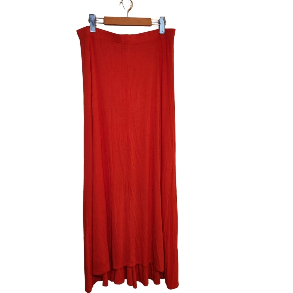 BCBGMaxAzria coral red ribbed jersey knit maxi skirt size large